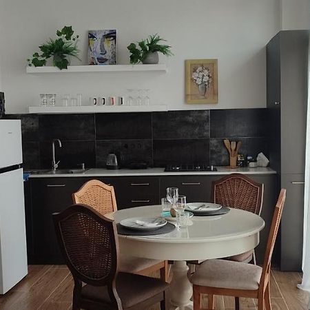 Romanticatbilisi Zewnętrze zdjęcie